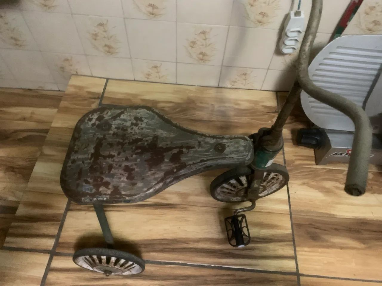 triciclo ou velocípede antigo - Foto 5