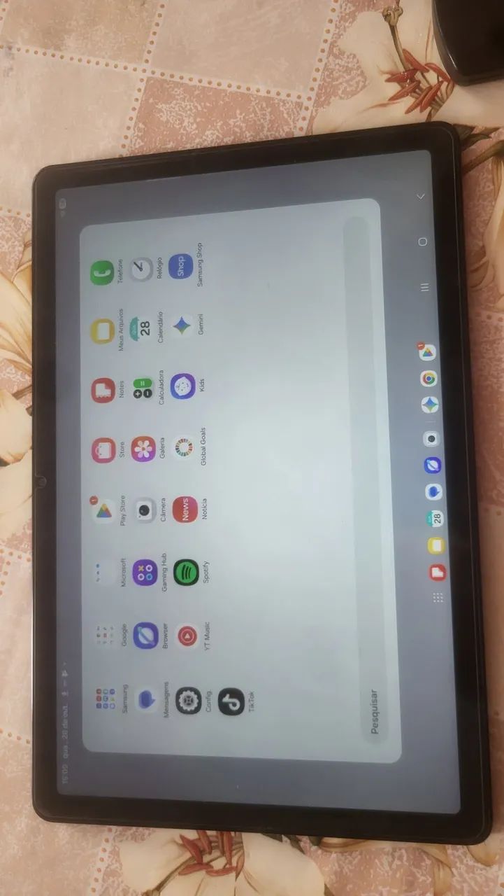 Tablet Samsung A9+ 4 de ram 64 de M 
