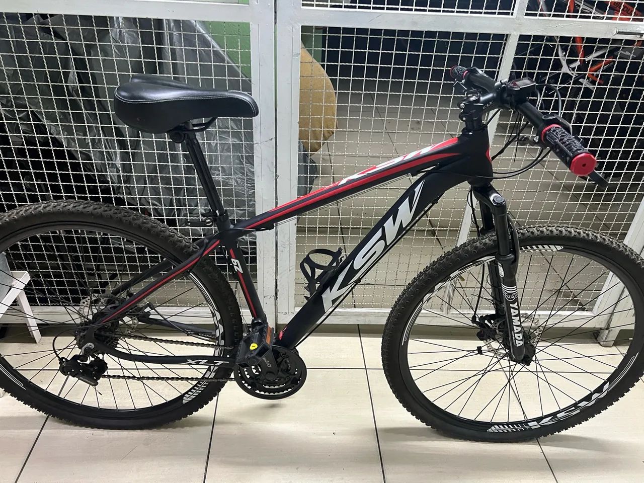 Bicicleta MTB KSW aro 29 - Foto 4