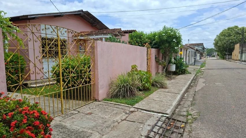 Casa no Coqueiro 2 quartos