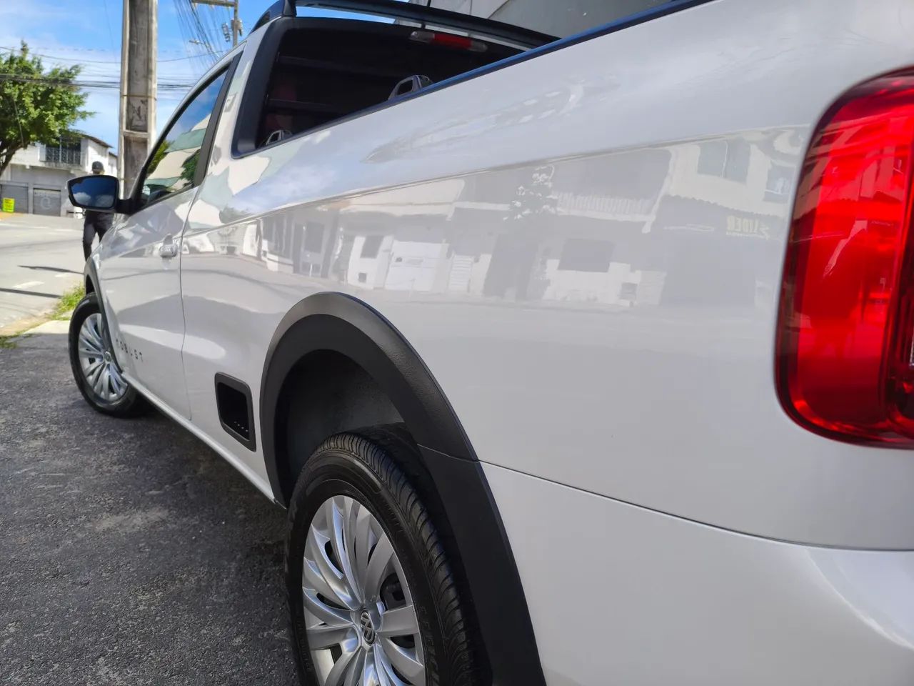 Volkswagen Saveiro Robust 1.6 Total Flex 16V 2023 - Foto 5