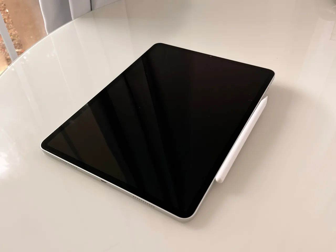 IPAD PRO M1 COM 12.9" DE 5ª GERAÇÃO - IMPECÁVEL