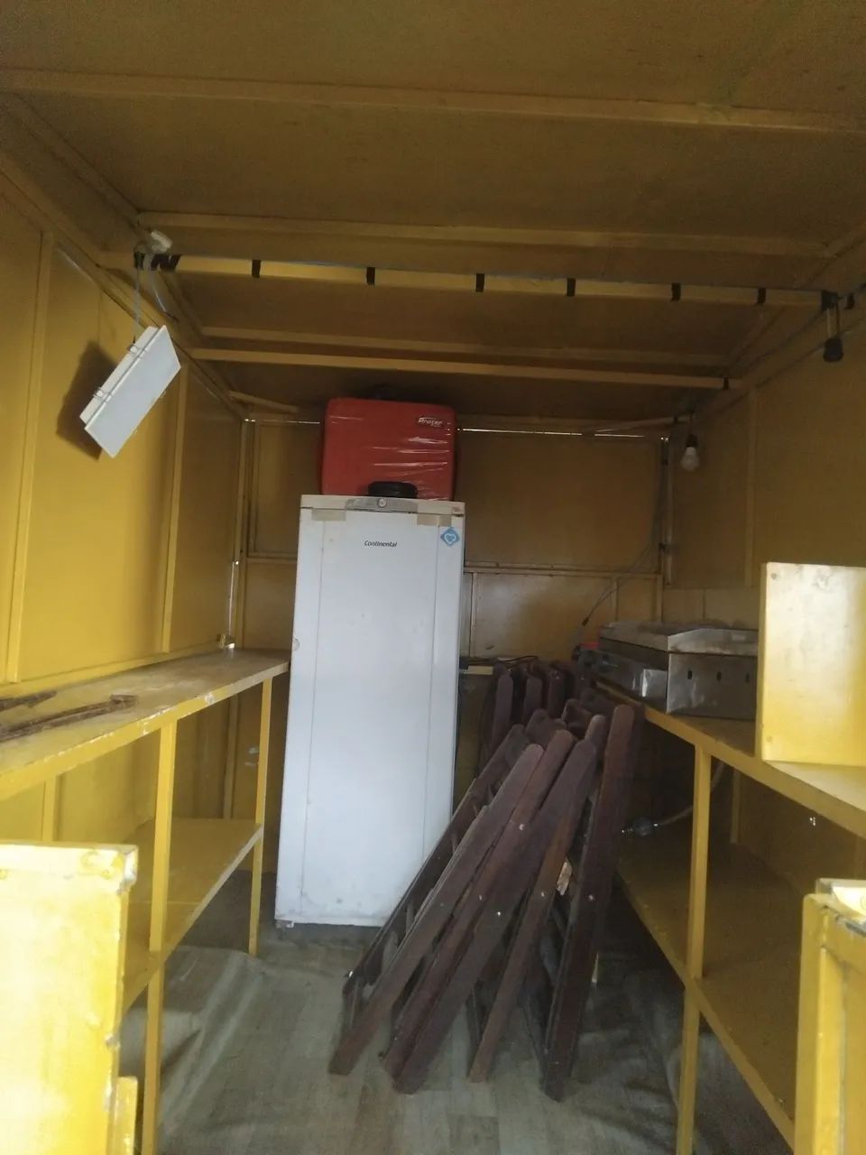 TRAILER  - Foto 3