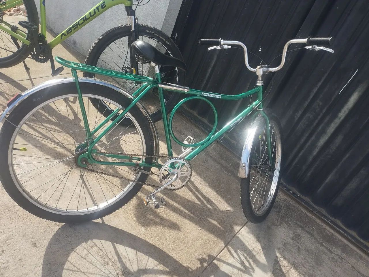 Duas bicicletas uma Absolut e uma Monark 1990 - Foto 2