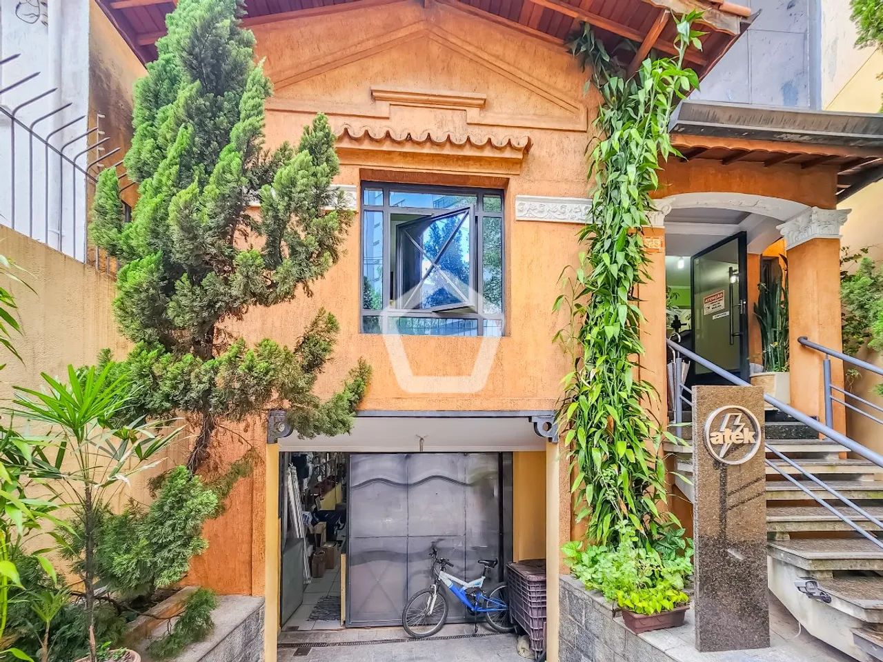 Casa comercial para venda em Liberdade, 700m²