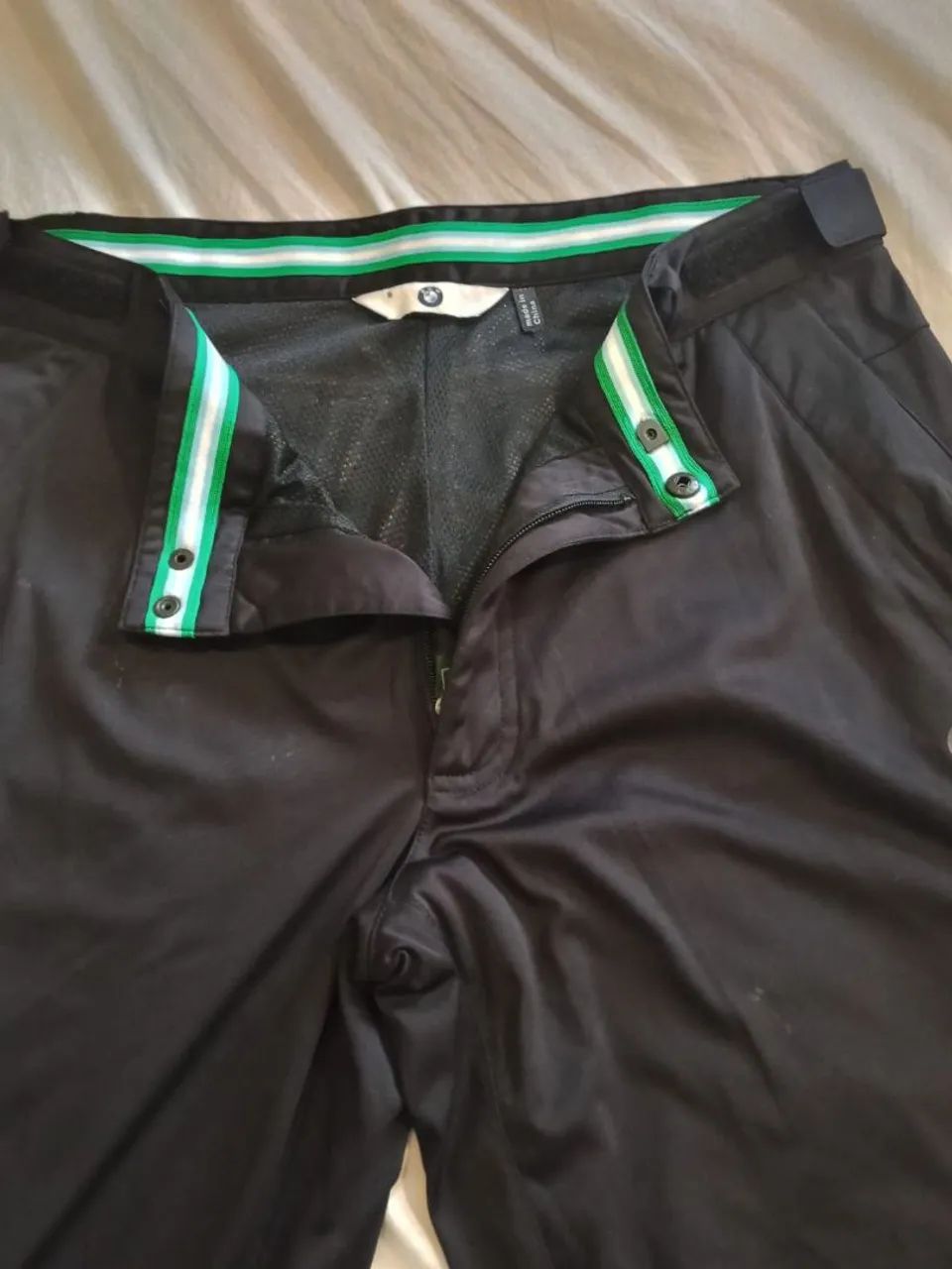 Calça BMW 42