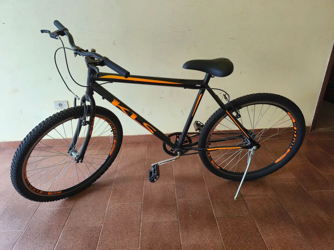 Bicicleta KLS sem marcha 