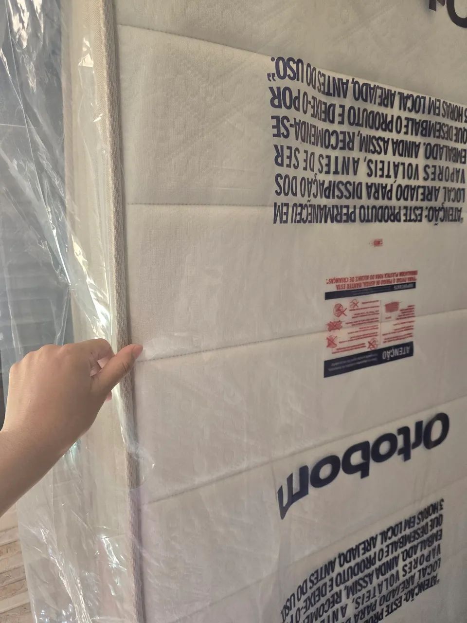 Cama box ortobom solteiro base de couro com colchão - Foto 5
