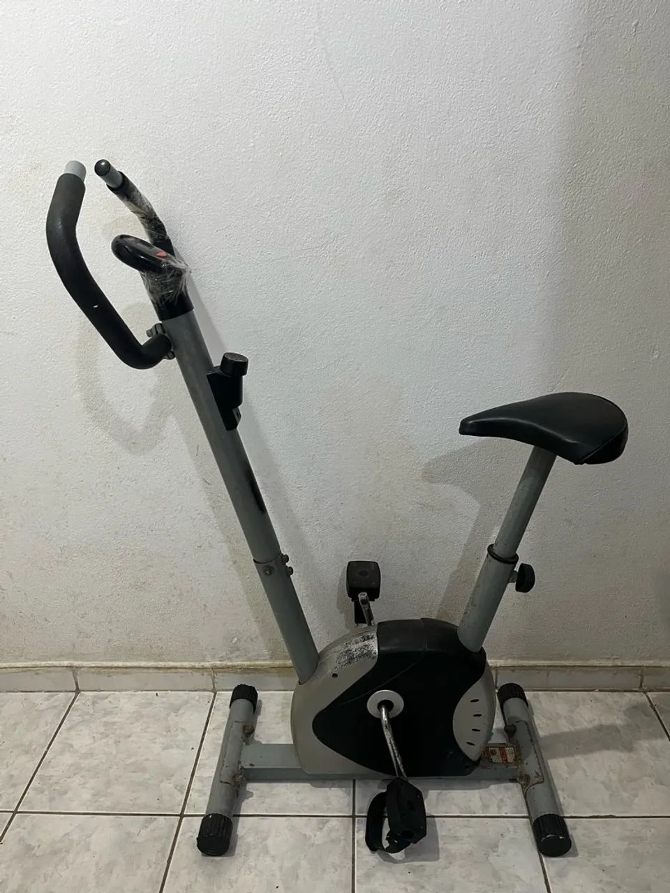 BICICLETA ERGOMÉTRICA