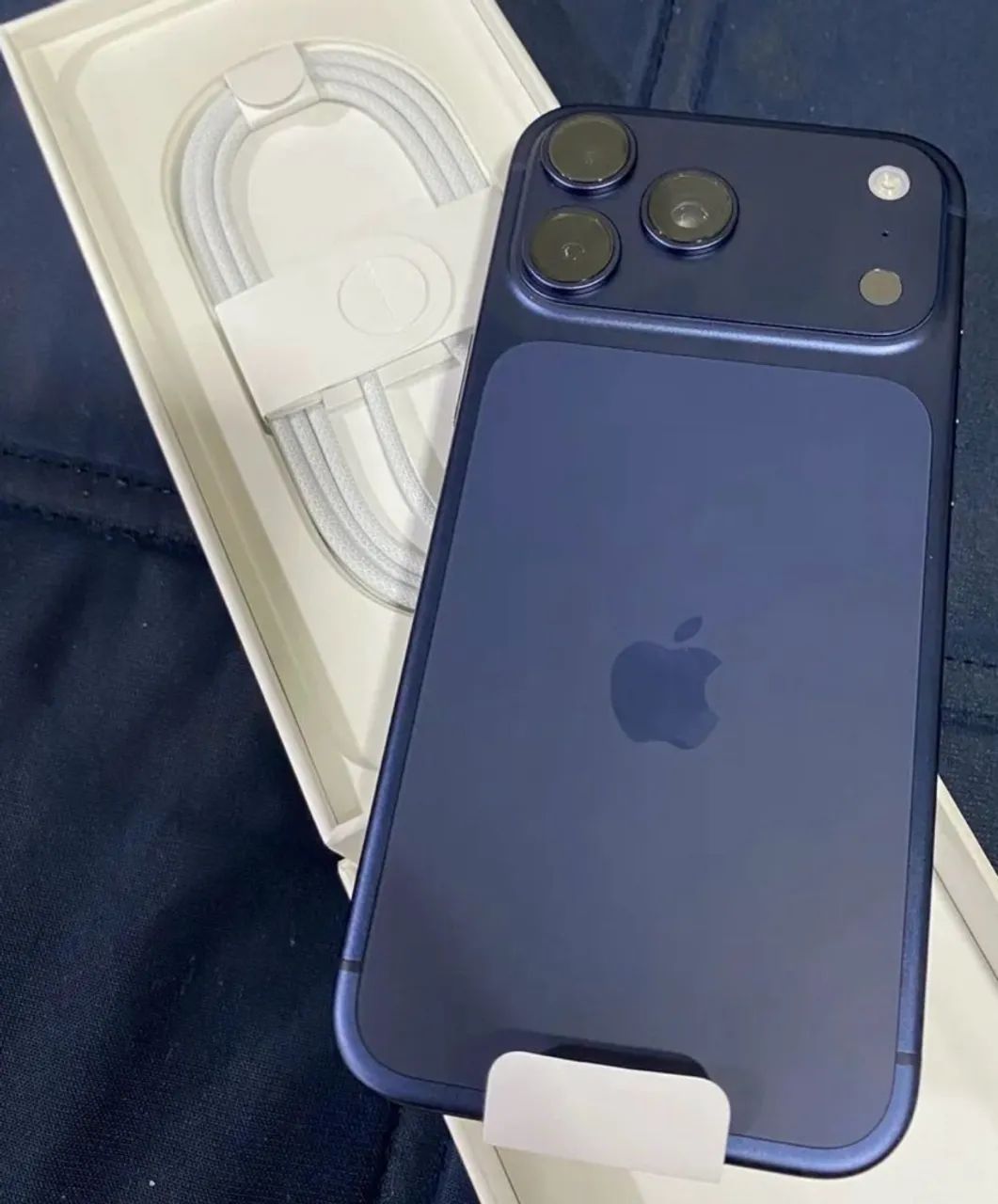 iPhone 17 Pro Max Azul
