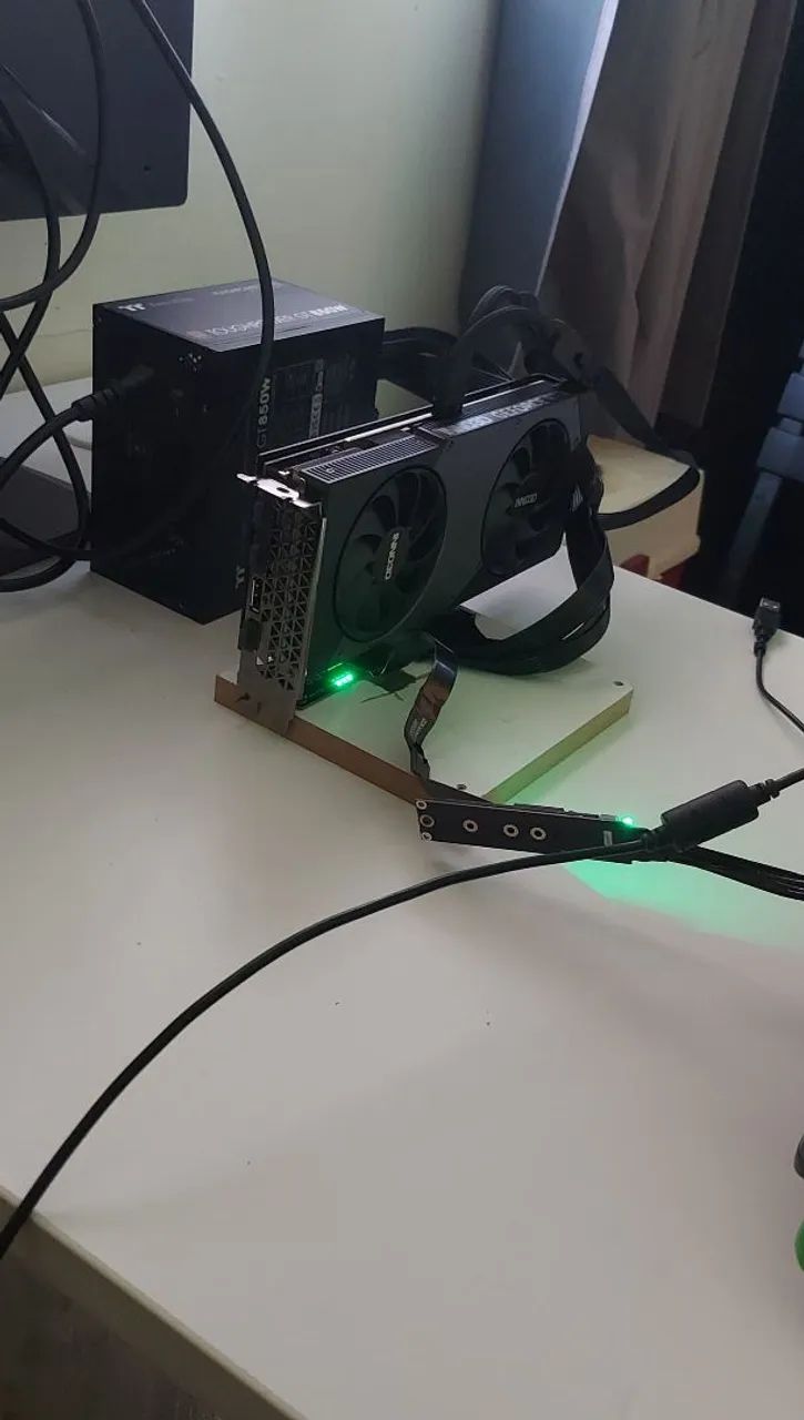ADT-Link F43SG 5.0 M.2 NVMe PCIe x16 Gen5 Extensor GPU - Foto 3