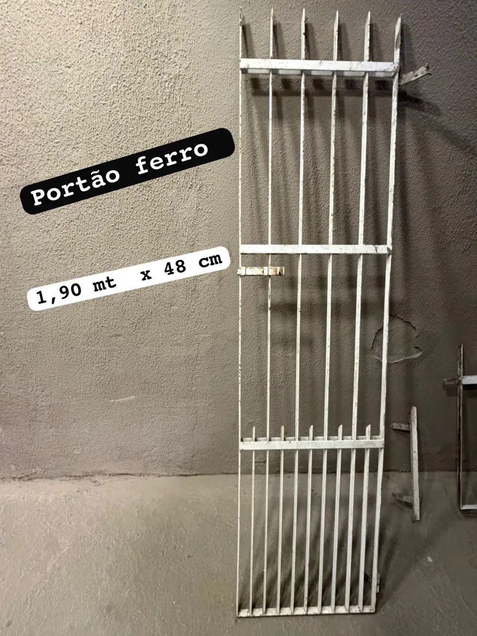 Portão e grade de ferro 