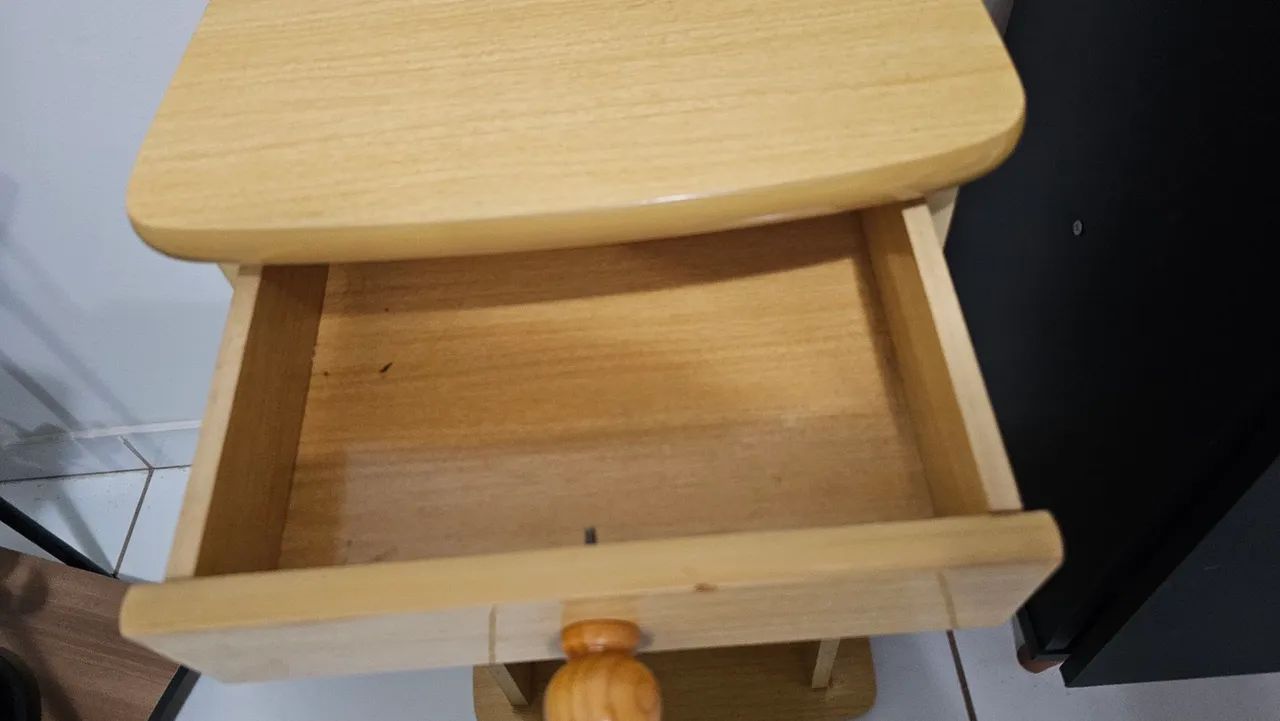 Mesa de cabeceira - Foto 2