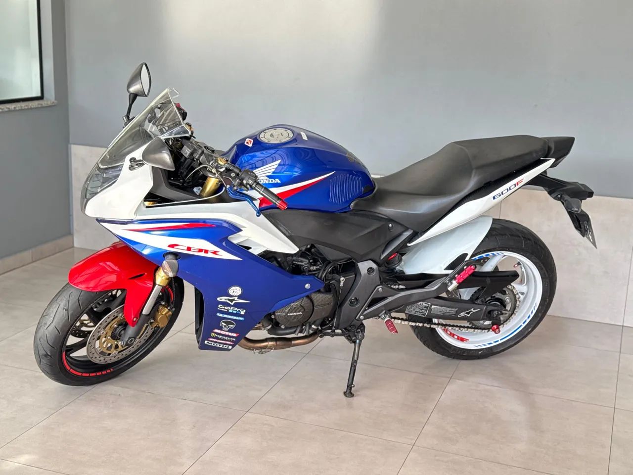 CBR 600F - Foto 3