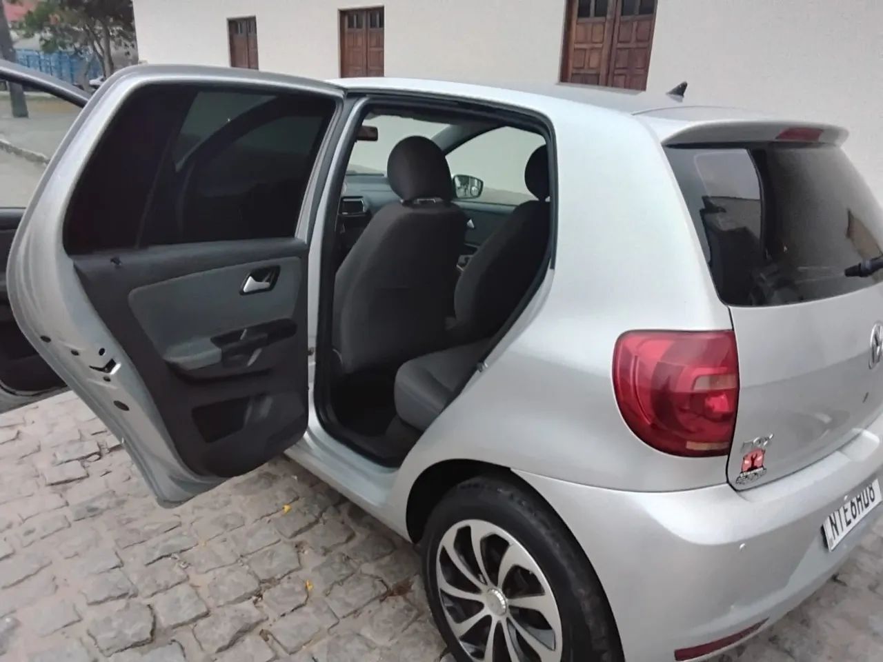 Volkswagen Fox Fox 1.0 Mi Total Flex 8V 5p 2010