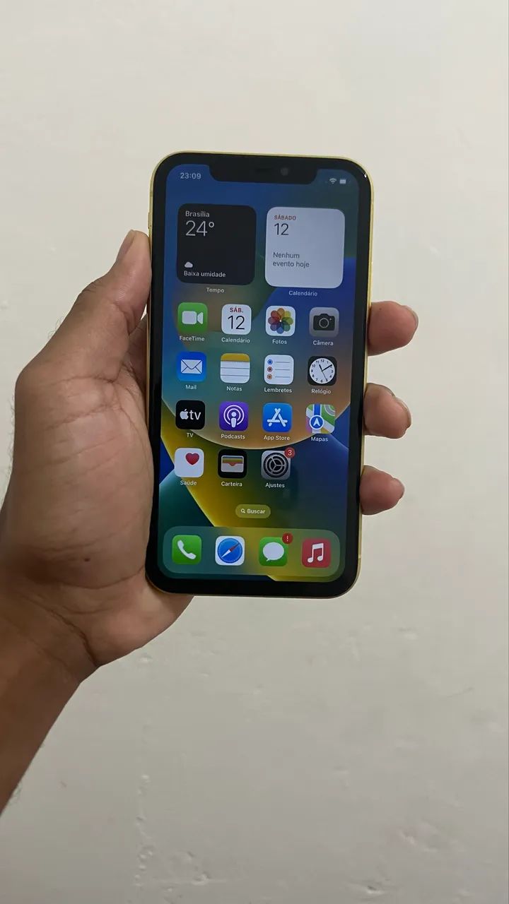 iPhone 11 64 GB 