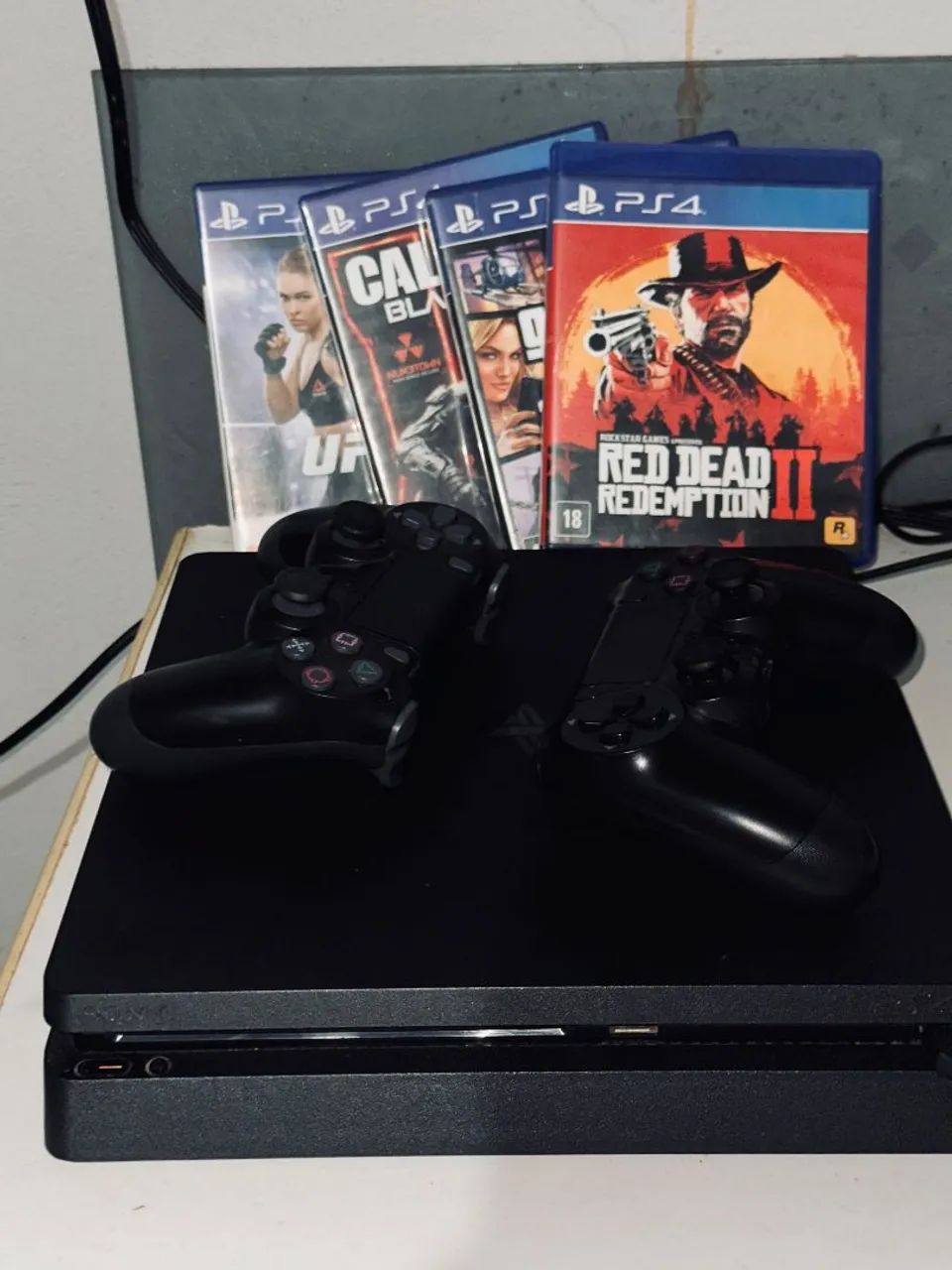 PS4 slim 1TB
