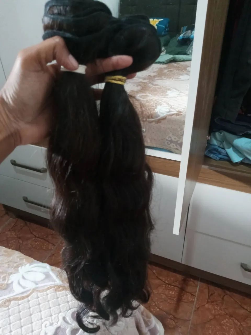 Mega hair