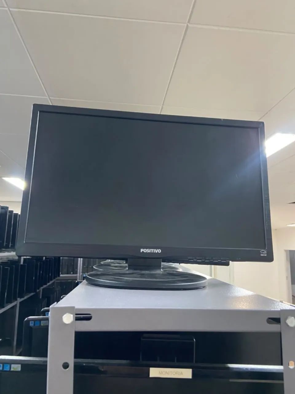 LOTE DE MONITORES SEMINOVOS - DIVERSOS MODELOS - Foto 4