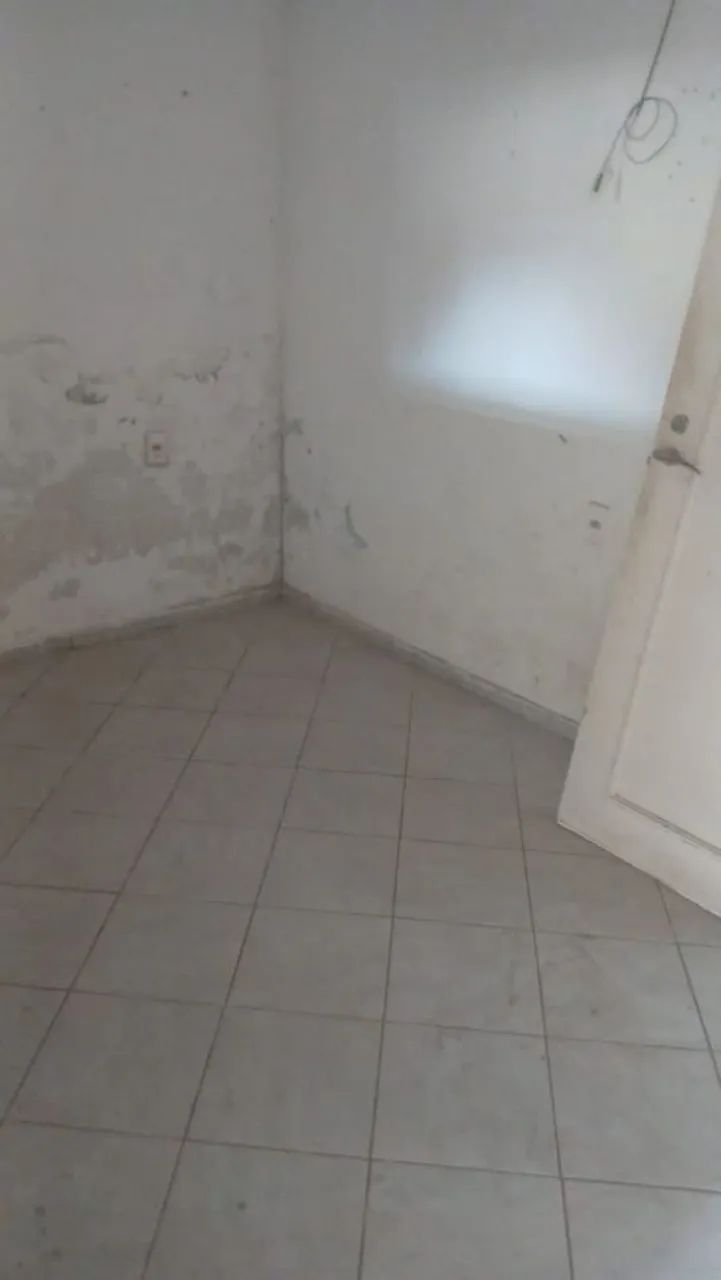 Vendo casa na rua recanto das princesas  - Foto 5