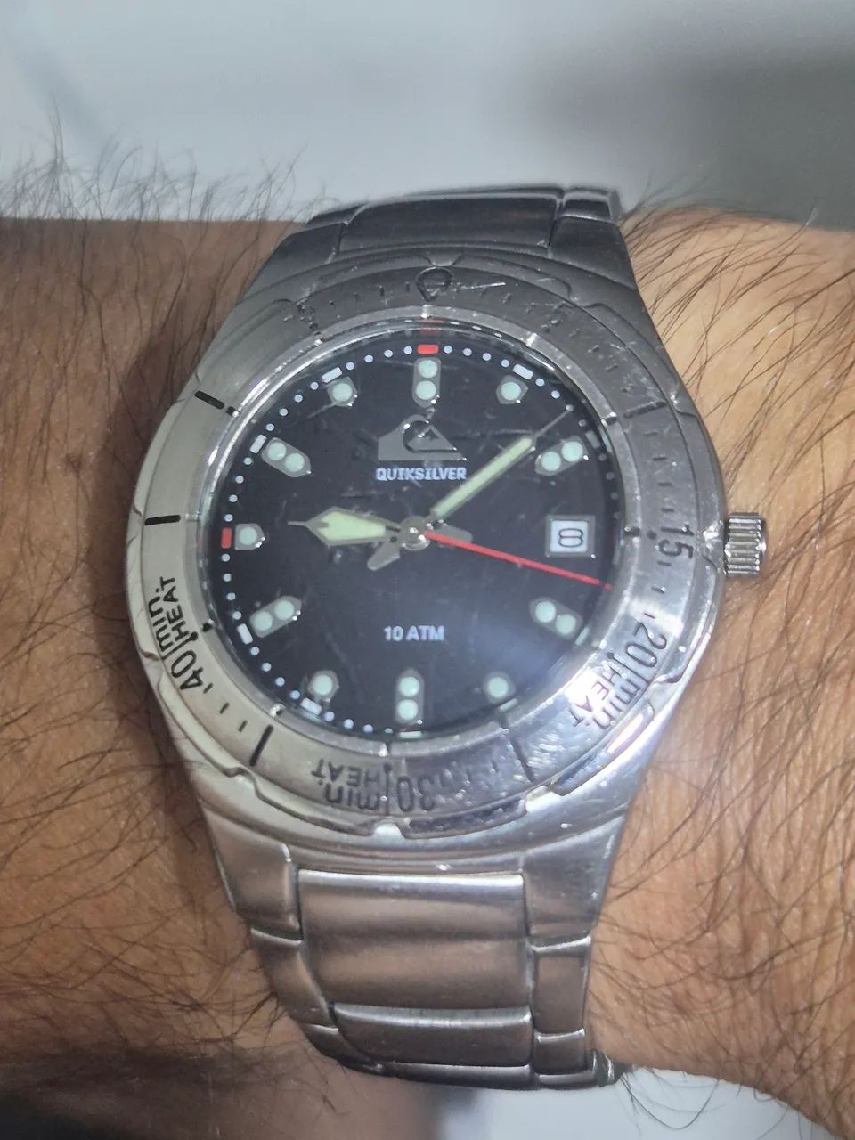 Relógio QUIKSILVER À QUARTZ EM AÇO  ORIGINAL   -   FUNCIONANDO  PERFEITAMENTE - Foto 2
