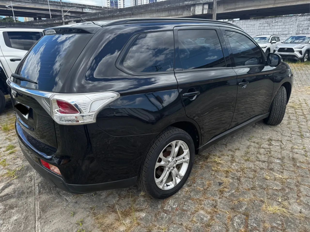 Mitsubishi Outlander 2.0 16V 160CV AUT. 2014