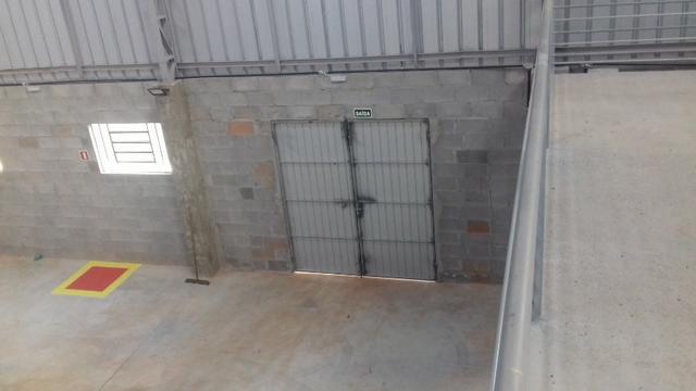Vendo barracão 250m2. 350mil + 2.900, mensais - Foto 9