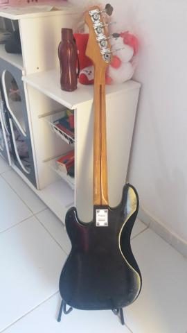Um rockwood modelo preciso jazz bass