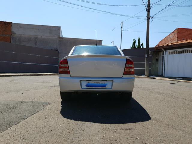 Astra - Foto 2