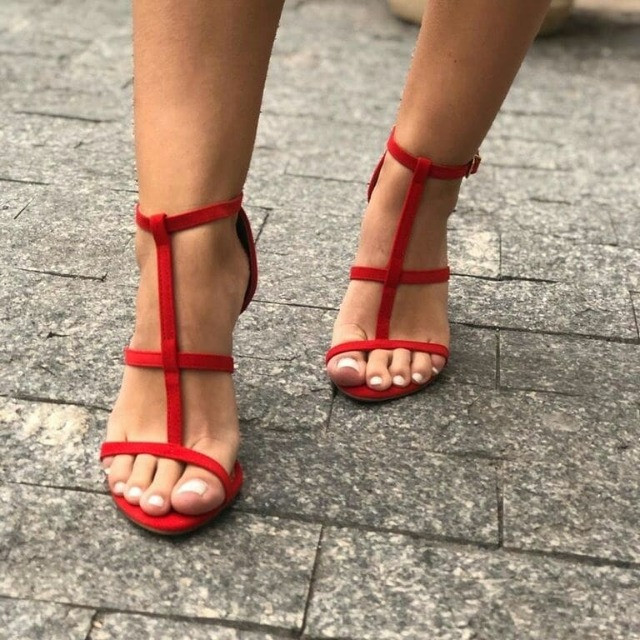 lindas sandalias