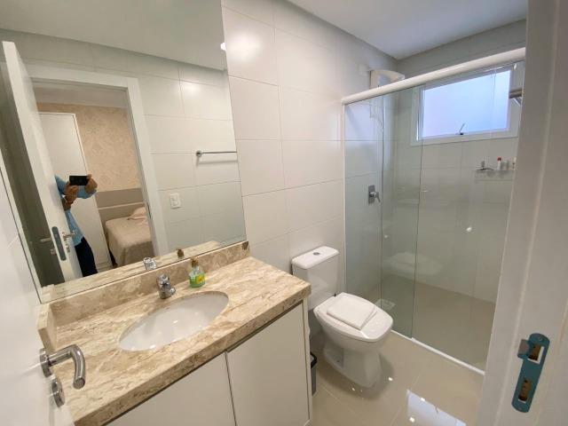 Apartamento três dormitórios decorado com terraço - Foto 20