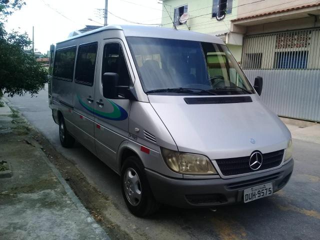 van 2006 olx