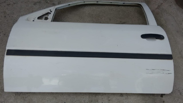 Porta esquerda, lisa VW G3, G4, duas portas
