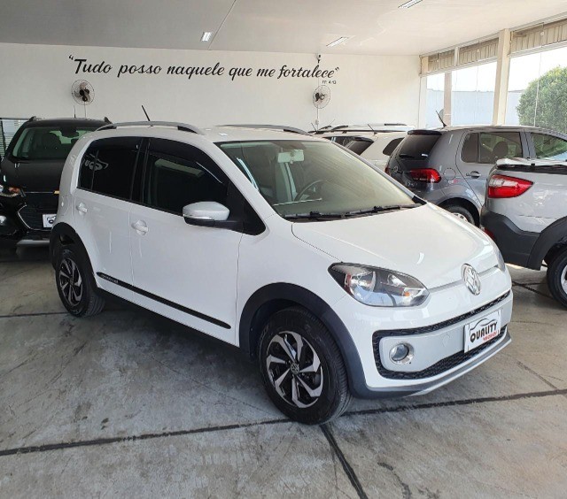 VW UP! 2015 CROSS 1.0 FLEX MANUAL COMPLETO !!! CONSERVADO !!!