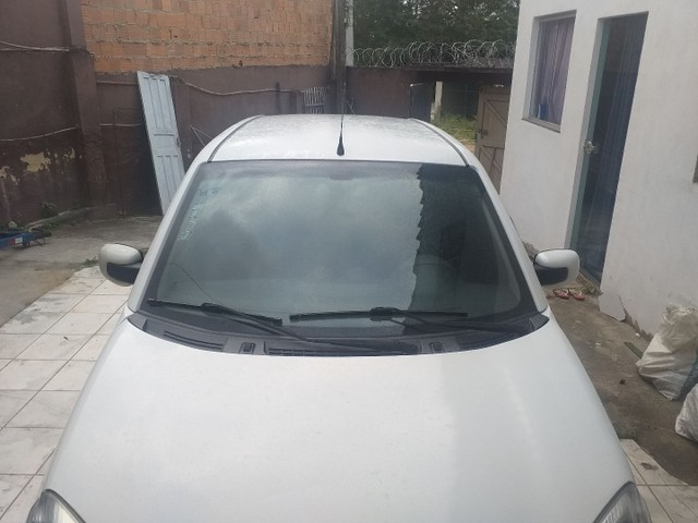 FIAT UNO VIVACE ANO 2014 MODELO2015