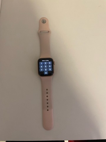 apple watch 5 40mm olx