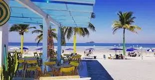 Casa em Guarujá, 04 dormitórios, localizada a uma quadra da praia - Foto 11