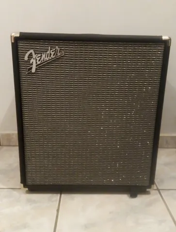 Amplificador de baixo Fender Rumble 100 V3