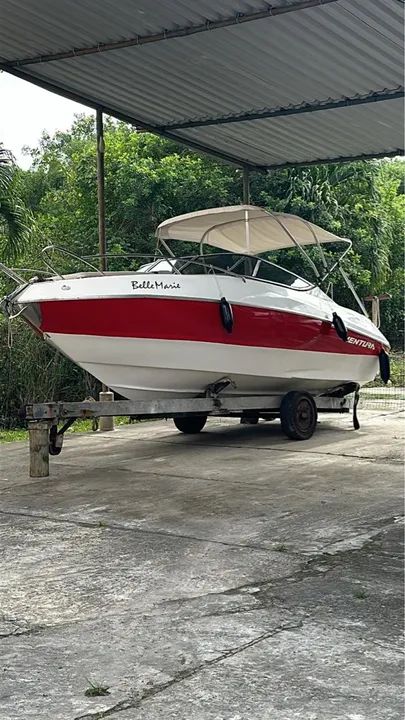 Lancha Ventura Cabin Comfort 215 - 22 Pés - Cabinada - Impecável - Revisada