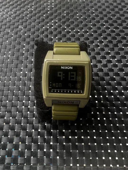 RELÓGIO NIXON - BASE TRIDE PRO- black / green  positi - Tábua da maré