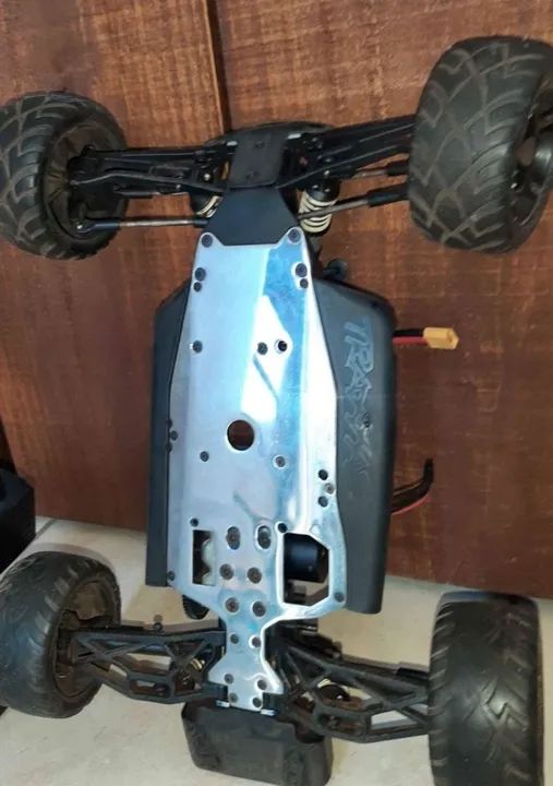 Automodelo Jato Traxxas convertido para elétrico. - Foto 5