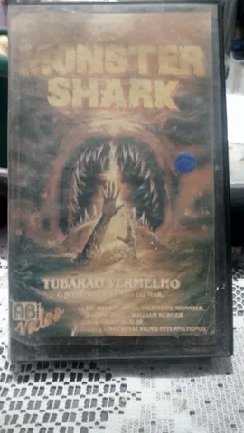 VHS Monster Shark - Tubarão vernelho