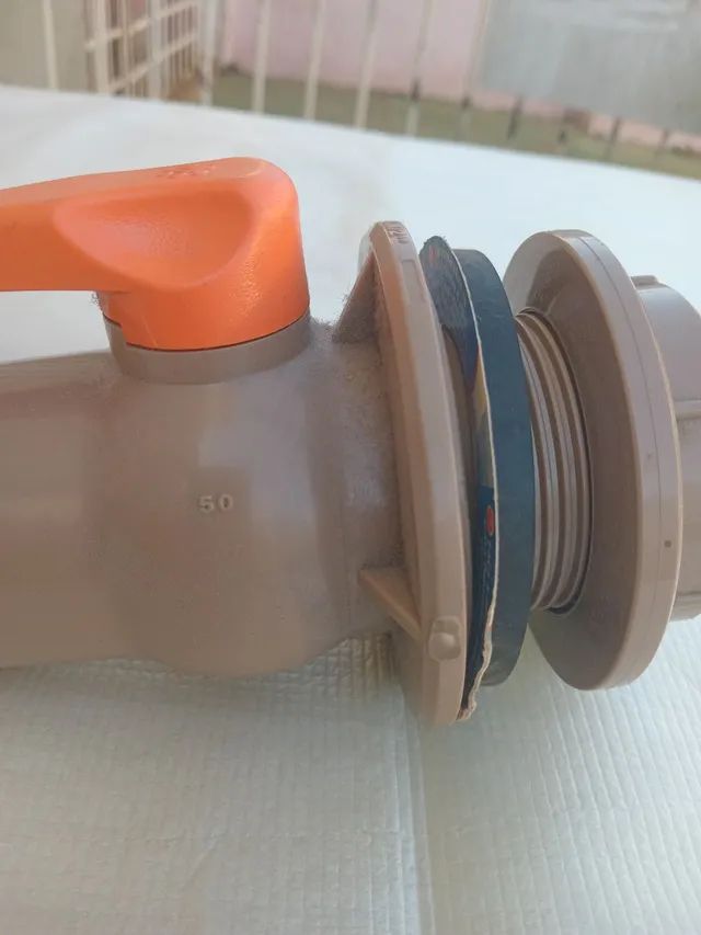 ADPTADOR DE  CAIXA  DA ÁGUA COM REGISTRO 1./1/2" - Foto 3