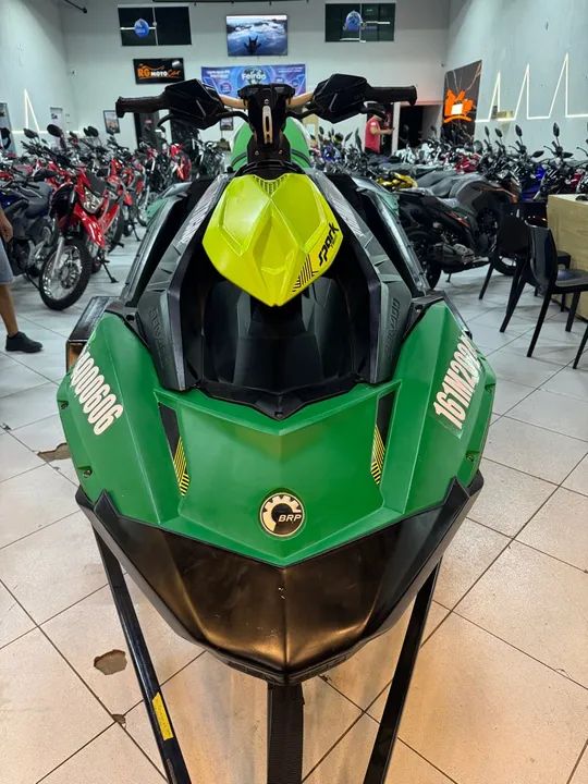JET Ski sea doo ano 2021 Spark trixx - Foto 8
