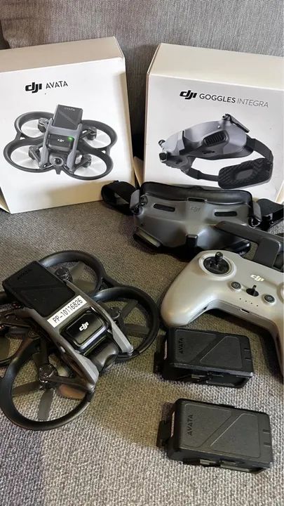 DJI AVATA com óculos e controle DJI FPV 2 