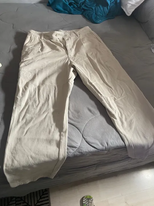 Calça bege da ZARA