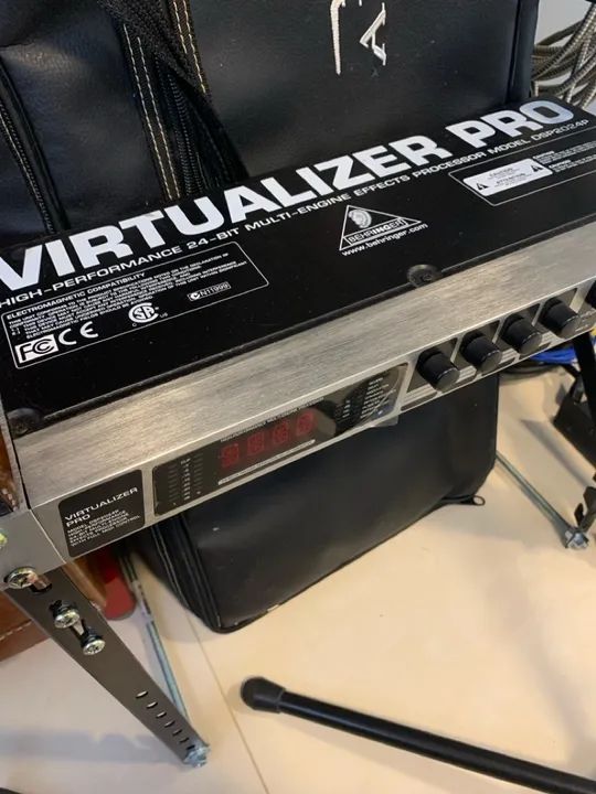 Processador de efeito Behringer Virtualizer Pro - Foto 2