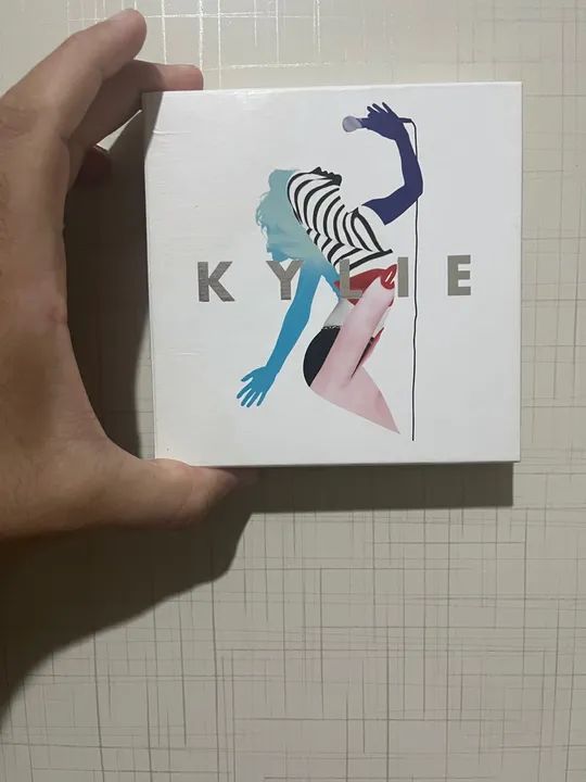 Box - Kylie 2000-2010