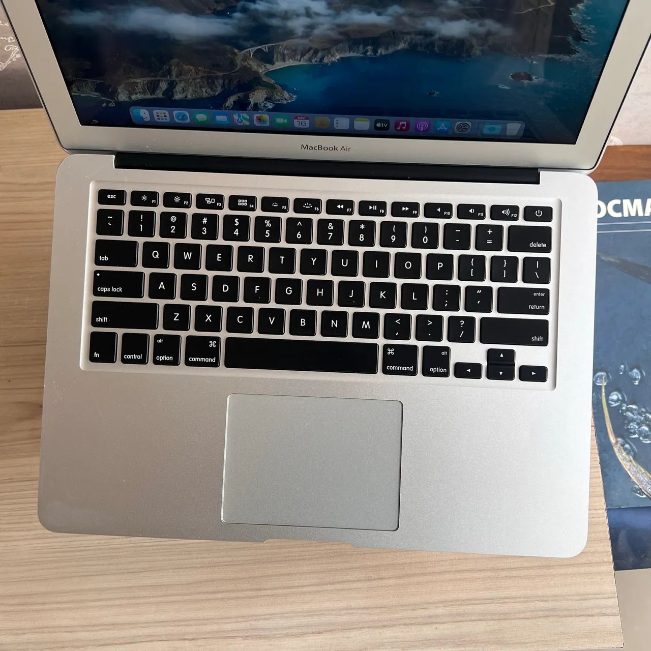 MacBook Air i7 | 8GB RAM | 256GB SSD | Impecável Estado de Zero