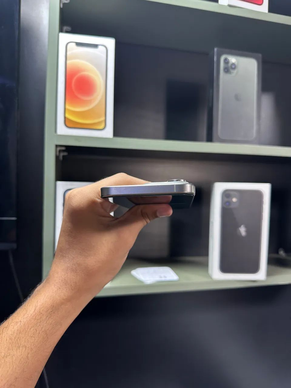 IPHONE 15 PRO MAX NATURAL TITANIUM  - Foto 3